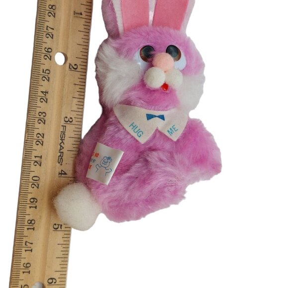 Well Made Plush Pink Bunny Rabbit "Hug Me" 1985 Stuffed Animal Felt - Picture 5 of 8